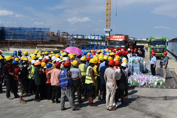 中設(shè)建設(shè)高溫送清涼